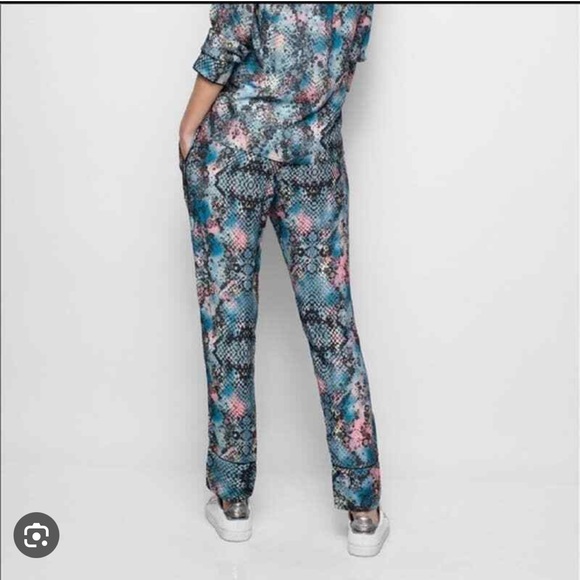 Zadig & Voltaire python floral parone camou pull on trouser - Picture 2 of 6